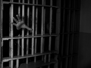 GT yang Diduga Digores Gergaji juga Disundut dan Dilempar Gunting