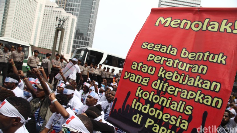 Contoh Gambar Pengaruh Globalisasi Di Bidang Politik