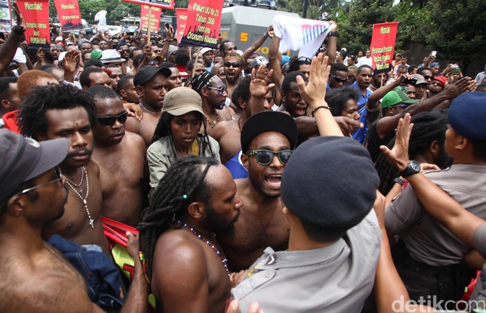 2 Mahasiswa Papua Pengeroyok Polisi di Tangerang Ditahan Sementara
