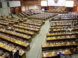 PKS Tak Setuju Kalau KPK Bisa Langsung Panggil Anggota DPR