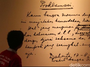 Proklamasi Kemerdekaan Indonesia: Sejarah, Isi Teks, Makna, dan Tujuan