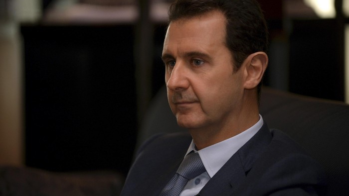 PM Inggris Sebut Assad Bisa Tetap Pimpin Suriah Saat Transisi