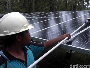 Ini Alasan PLTS di Indonesia Tak Tahan Lama