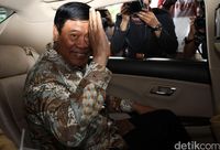 Para Mantan Menteri yang Kini Melawan Jokowi 