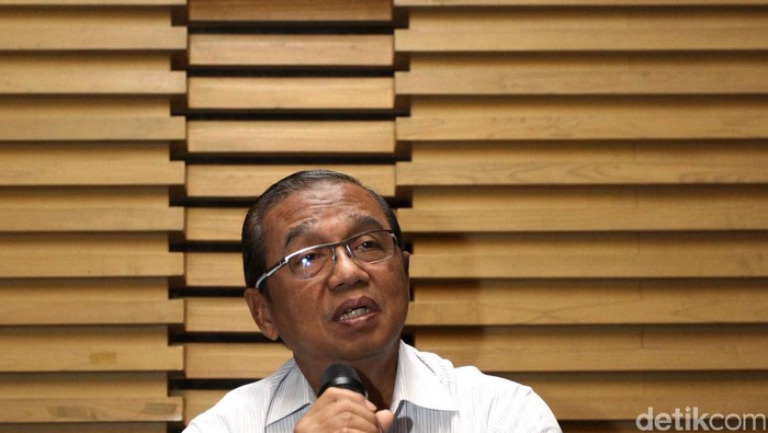 Busyro: Saya Kritik Oknum DPR Hedonis Tahun 2011, Kok Masih Dendam?