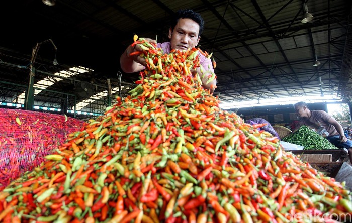 Cabai Merah dan Rawit Turun, Jakarta Deflasi 0,27%