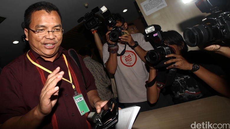 Denny Bicara Perjalanan Sidang MK, Habiskan Miliaran untuk Fotokopi Denny Bicara Perjalanan Sidang MK, Habiskan Miliaran untuk Fotokopi