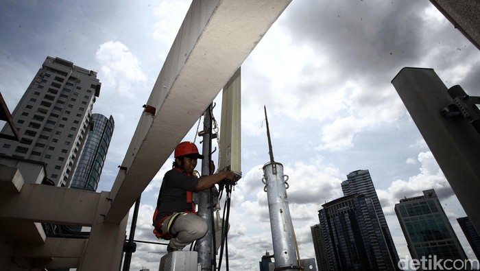 Ilustrasi BTS operator. Foto: Rachman Haryanto Ilustrasi BTS operator. Foto: Rachman Haryanto