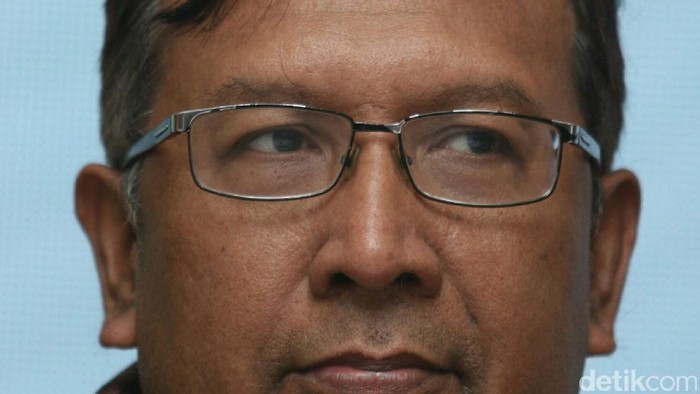 Ahmad bambang pria kelahiran Kediri, 5 Juli 1962 . Dia adalah President Director PT. Pertamina Trans Kontinental (PTK).