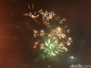 Pesta Kembang Api di Grahadi Saat Malam Tahun Baru Telan Dana Rp 175 Juta