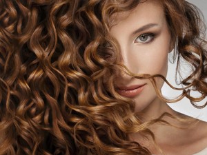 Kerastase Luncurkan Perawatan untuk Rambut Keriting