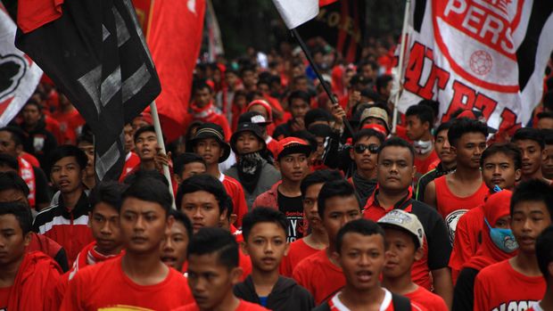 Persis Solo juga memiliki basis suporter fanatik.