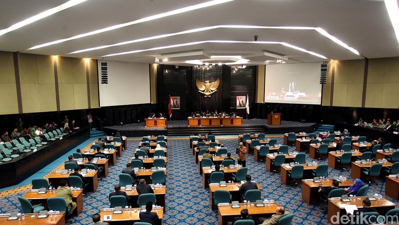 DPRD DKI Belum Sepakati Mekanisme Pemilihan Ketua Komisi di Tata Tertib DPRD DKI Belum Sepakati Mekanisme Pemilihan Ketua Komisi di Tata Tertib