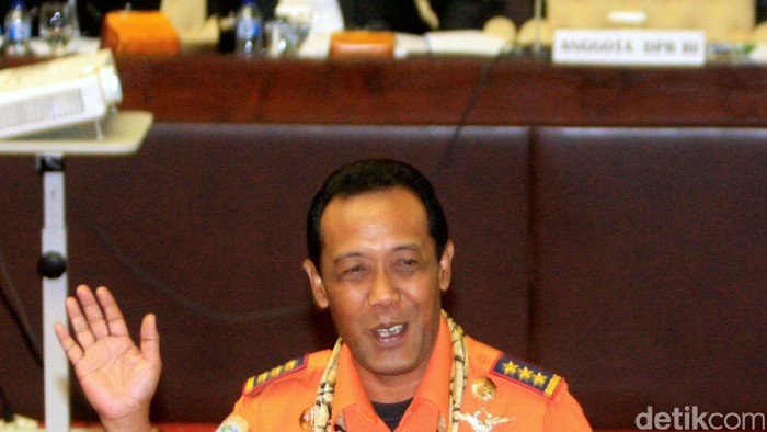 Basarnas dan Tim Gabungan Lanjutkan Pencarian Korban KM Marina Baru 2