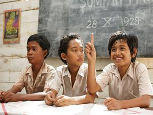 8 Film Indonesia yang Menginspirasi Pelajar, Sudah Pernah Nonton?