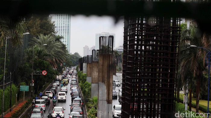 Nilai Tiang Bekas Monorel di Kuningan Lebih dari Rp 1 M