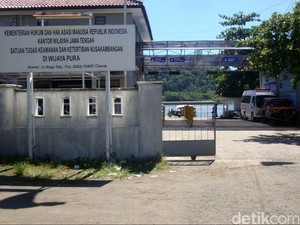 Terkuak dalam Sidak, Ada Napi Nusakambangan yang Diam-diam Rangkai HP di LP