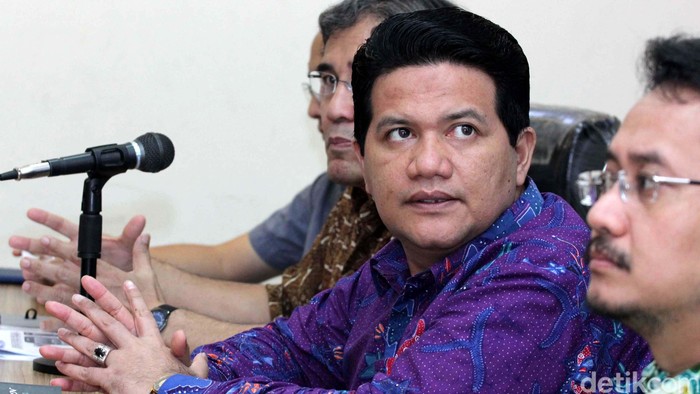 Ketua Komisi II Soal Pengganti Ketua KPU: Serahkan ke Komisioner Lainnya