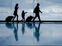 Hendak Bepergian Bersama si Kecil? Ini Daftar Persiapannya