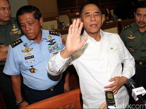 Warga Sipil Naik Hercules, Menhan: Boleh Saja, Dari Dulu Juga Ikut