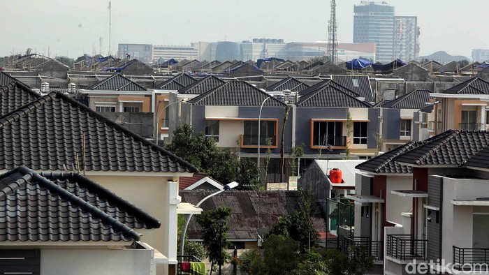Pemerintah tengah mempersiapkan revisi aturan Pajak Penghasilan (PPh) pasal 22. Nantinya, rumah dengan harga jual atau pengalihan di atas Rp 2 miliar atau luas bangunan di atas 400 meter persegi akan dikenakan PPh pasal 22 sebesar 5%.