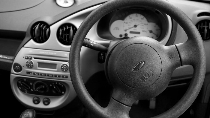 Ilustrasi Dashboard Mobil