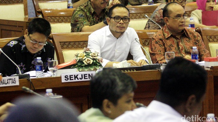 Jawab Polemik JHT BPJS, Menaker Hanif: Spiritnya Perlindungan Hari Tua