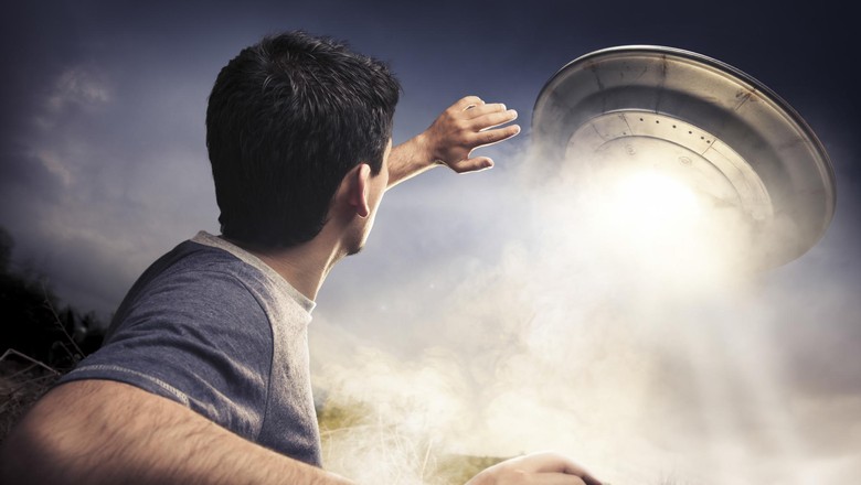 Adakah Alien di Atas Sana? Adakah Alien di Atas Sana?