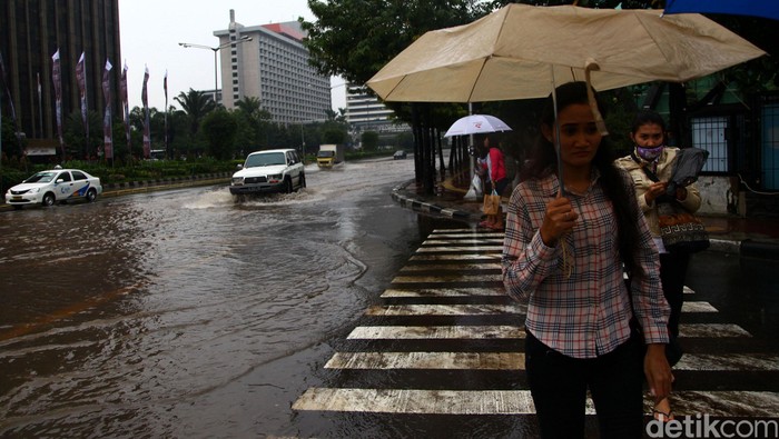 Menghadapi Banjir, Tata Air DKI Siapkan 119 Pompa Mobile