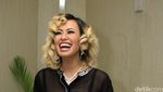 7 Kontroversi Pinkan Mambo: Cabut dari Ratu hingga Batal Nikah karena Hamil