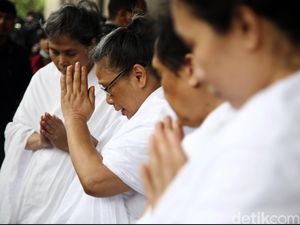 Lia Eden Dikabarkan Meninggal, Sakit Apa?