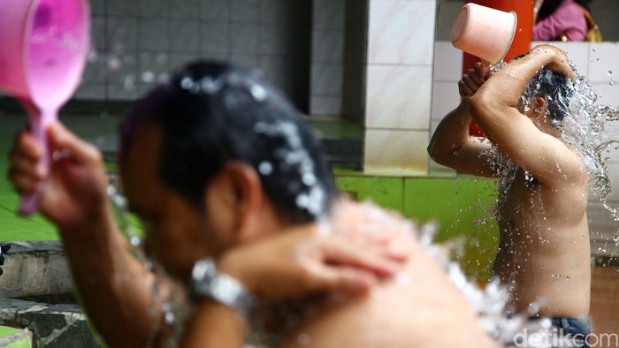 Tak Mandi Konon Bikin Sehat