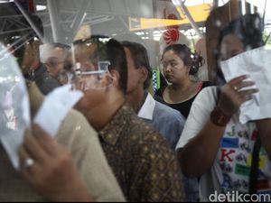 Sebut Penumpang Pesawat Turun 15%, Menhub: Karena Harga Tiket