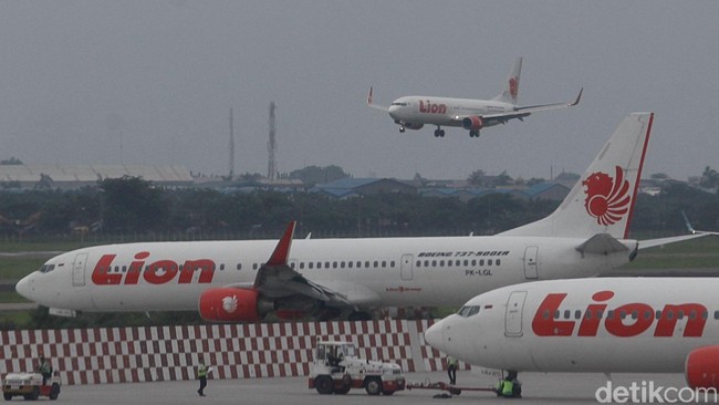Kekacauan Lion Air: Delay Berujung Chaos Hingga Desahan di Kokpit
