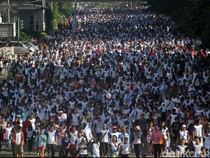 Video: HUT KSPSI, Para Serikat Buruh Mulai Padati Indonesia Arena