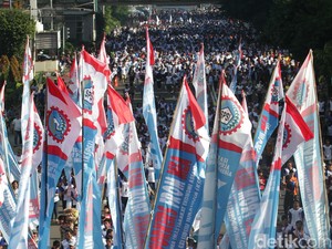 Buruh Tuntut Dana JHT yang Bisa Dicairkan Naik Jadi 80 Persen