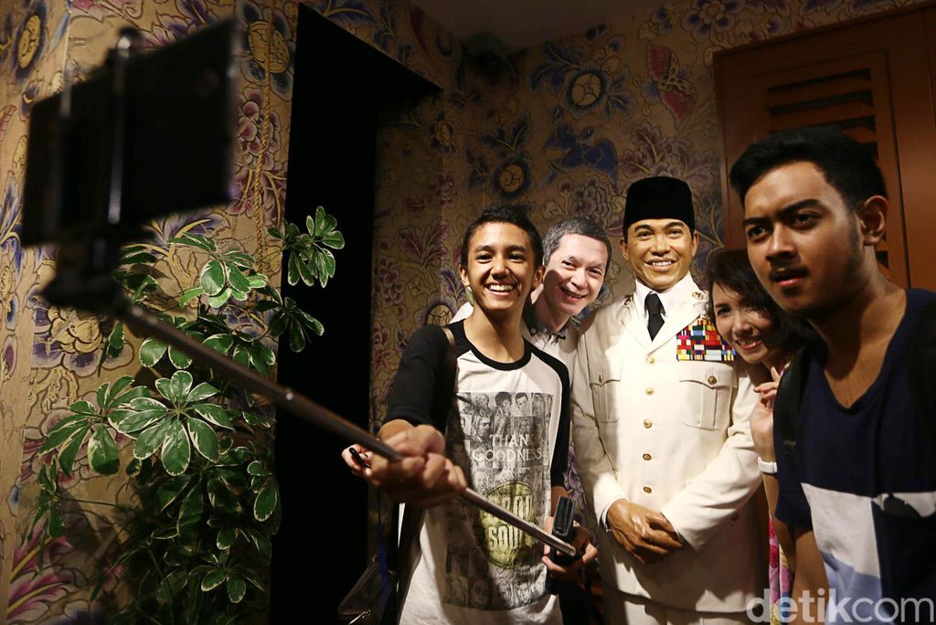 Kalau ke Singapura jangan hanya belanja atau main ke Universal Studios. Tahukah Anda, Singapura juga punya museum keren yang yang kaya sejarah dan menarik untuk dikunjungi. Di kawasan Sentosa Island terdapat Madame Tussauds dimana wisatawan dapat melihat tokoh-tokoh terkenal di dunia.