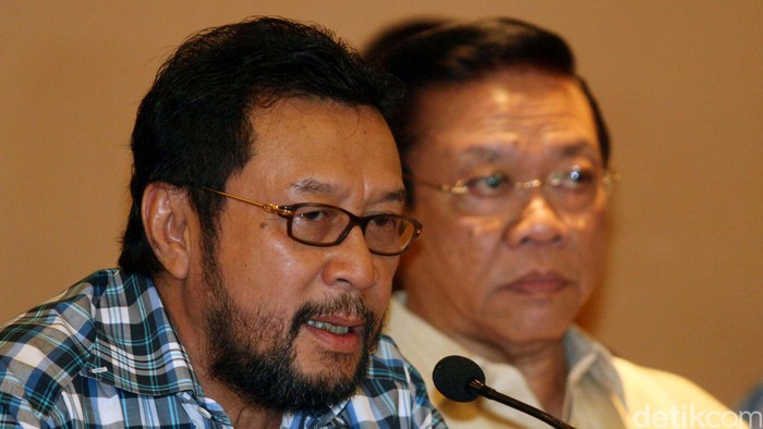 Yorrys Raweyai Pimpin Tim Penjaringan Pilkada Agung Cs