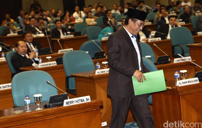 Anggota Dewan Bolos, DPRD DKI Tunda Rapat Soal Raperda Zonasi Pesisir