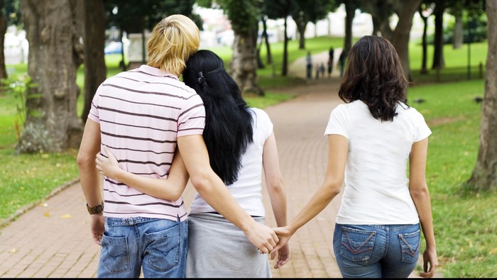 Anggota TNI Pergoki Istri Sedang Selingkuh di Rumah Kontrakan Cipayung