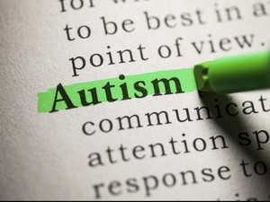 Ilmuwan Kembangkan Deteksi Dini Autisme dengan Senter Kecil
