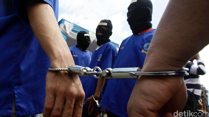 Polisi Tangkap Pengedar Sabu di Meruya