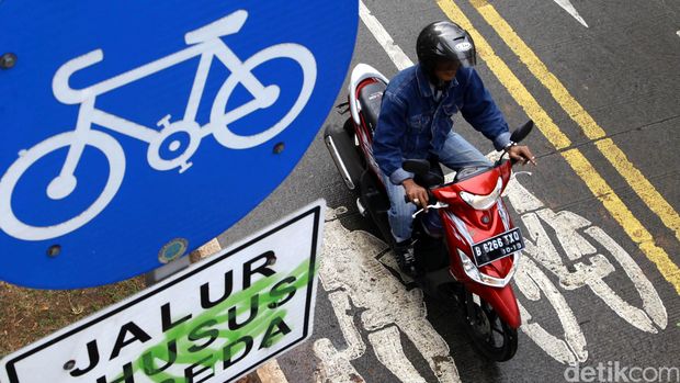 Mengenal 6 Jenis Rambu Rambu Lalu Lintas Beserta Artinya