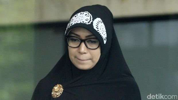 Cerita Saksi soal Peran Istri Fuad Amin Si Koruptor Rp 414 Cerita Saksi soal Peran Istri Fuad Amin Si Koruptor Rp 414