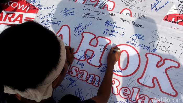 Satpol PP Siap Usir Warga yang Bawa Atribut Politik di CFD