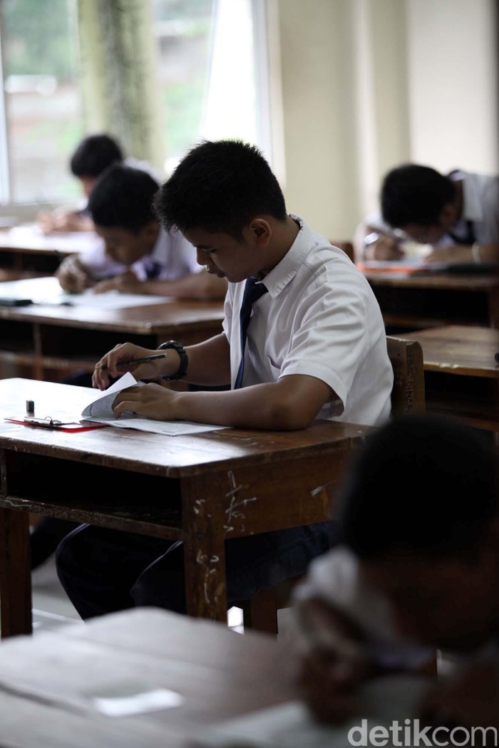 Survei PISA: 1 dari 7 Anak RI Minat Berkarir di Sains, Lebih Banyak Siswi