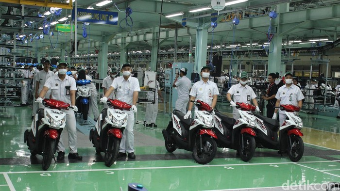 peluncuran honda beat esp sekaligus peresmian pabrik baru Honda di Cikampek, Jawa Barat