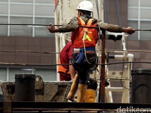 Upah Buruh Tani Hingga Kuli Bangunan Naik Tipis di Mei 2017