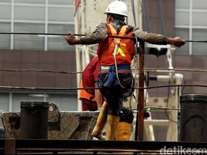 Satu Pekerja China Harus Membuka Pekerjaan Bagi 10 Orang Indonesia