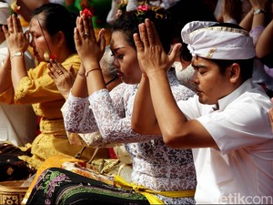 Hari Raya Pagerwesi: Makna, Rangkaian, dan Pelaksanaannya di Bali